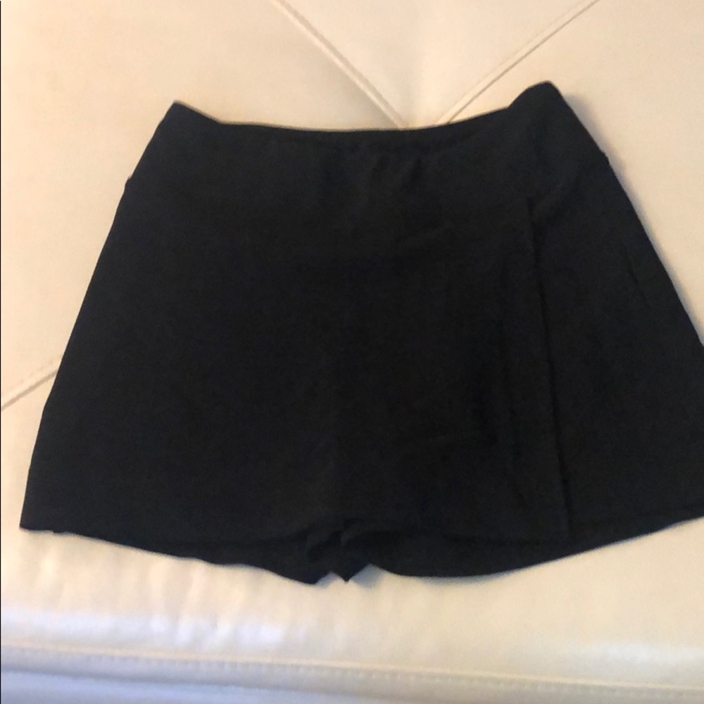 Boston Proper Black Skort